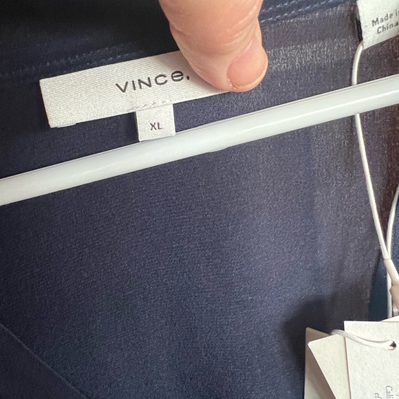 NWT Vince Silk Band-Collar Blouse, size XL - Picture 8 of 9